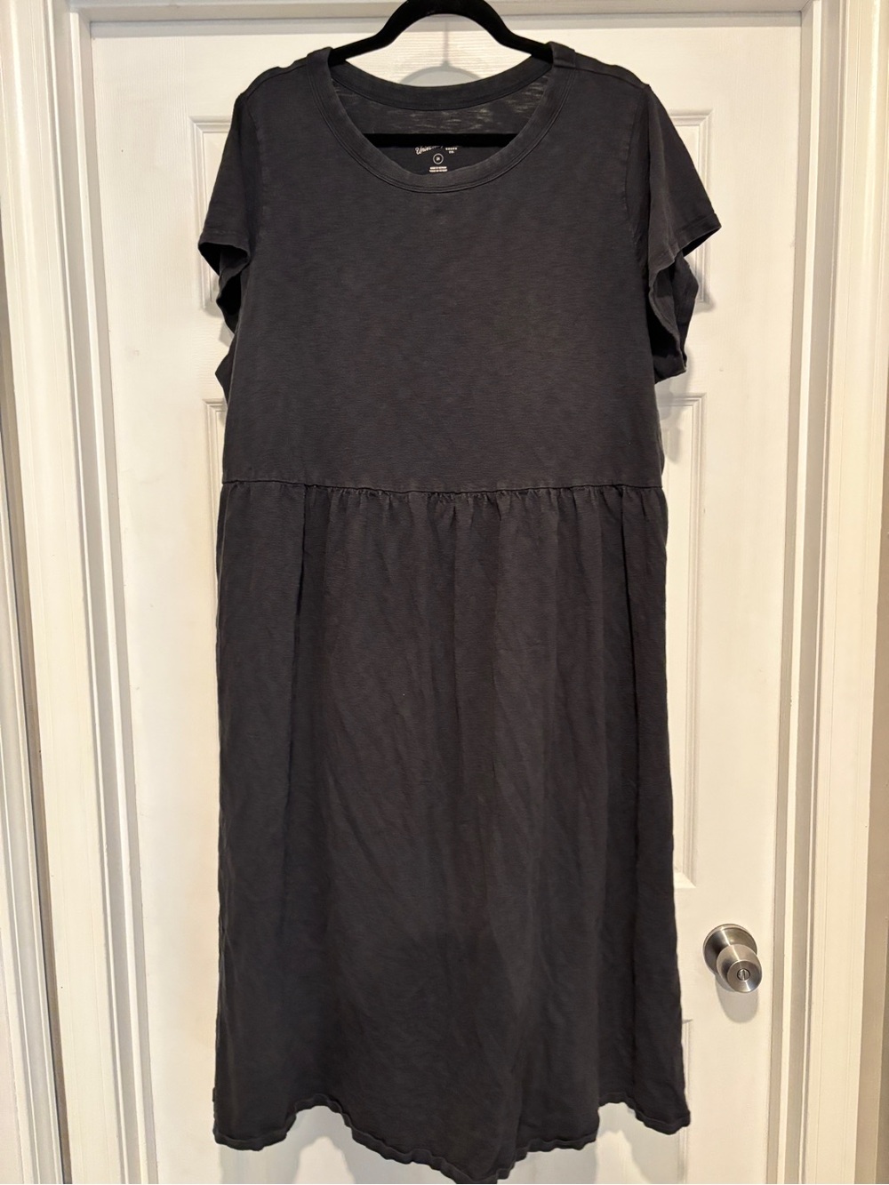 Universal Thread Charcoal Dress